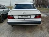 Mercedes-Benz E 200 1990 годаfor1 300 000 тг. в Тараз – фото 2