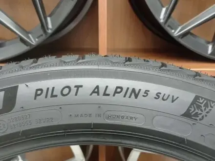 Michelin Pilot Alpin 5 SUV 285/40 R23 111Vүшін400 000 тг. в Алматы – фото 4