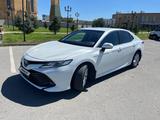 Toyota Camry 2018 годаүшін11 000 000 тг. в Семей – фото 4