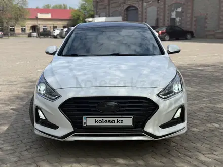 Hyundai Sonata 2019 года за 7 990 000 тг. в Уральск – фото 9