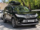 Toyota Highlander 2018 года за 16 500 000 тг. в Шымкент