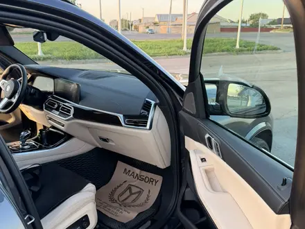 BMW X5 2019 года за 31 500 000 тг. в Алматы – фото 9