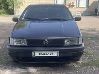 Volkswagen Passat 1990 годаfor1 750 000 тг. в Астана