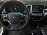 Hyundai Accent 2021 года за 8 800 000 тг. в Тараз – фото 2