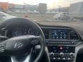 Hyundai Elantra 2020 годаfor7 900 000 тг. в Алматы – фото 6