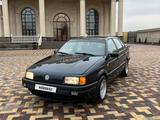 Volkswagen Passat 1990 годаfor1 500 000 тг. в Алматы – фото 4