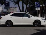 Toyota Camry 2017 годаүшін11 000 000 тг. в Атырау – фото 5