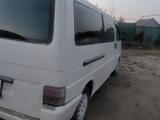 Volkswagen Transporter 1994 года за 1 500 000 тг. в Алматы – фото 4