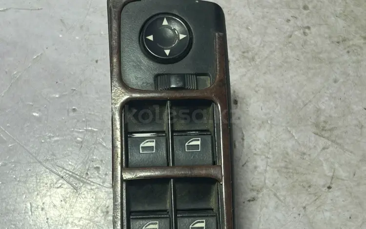 Кнопки управления стеклоподъемниками BMW X5үшін10 000 тг. в Актобе