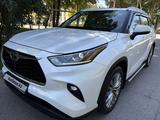 Toyota Highlander 2020 года за 26 900 000 тг. в Алматы