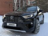 Toyota RAV4 2021 года за 17 500 000 тг. в Астана
