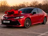 Toyota Camry 2021 года за 14 500 000 тг. в Астана