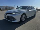 Toyota Camry 2018 года за 13 800 000 тг. в Семей