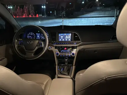 Hyundai Elantra 2016 года за 4 200 000 тг. в Атырау – фото 4