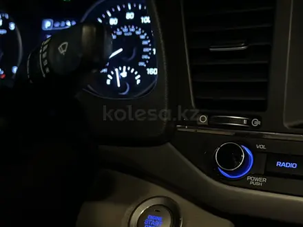 Hyundai Elantra 2016 года за 4 200 000 тг. в Атырау – фото 8
