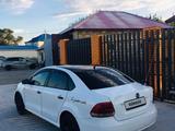 Volkswagen Polo 2013 года за 1 450 000 тг. в Атырау – фото 2