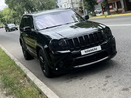 Jeep Grand Cherokee 2006 года за 16 000 000 тг. в Алматы – фото 4