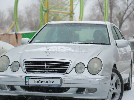 Mercedes-Benz E 280 2001 года за 6 000 000 тг. в Туркестан – фото 11