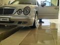 Mercedes-Benz E 320 2001 годаүшін5 600 000 тг. в Жанаозен – фото 14