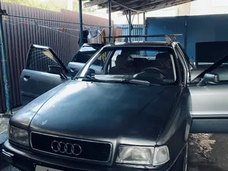 Audi 80