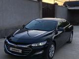 Chevrolet Malibu 2020 года за 12 800 000 тг. в Туркестан – фото 4