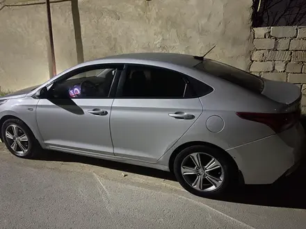 Hyundai Accent 2018 года за 6 350 000 тг. в Актау – фото 10