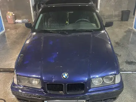 BMW 318 1995 года за 1 150 000 тг. в Караганда – фото 2