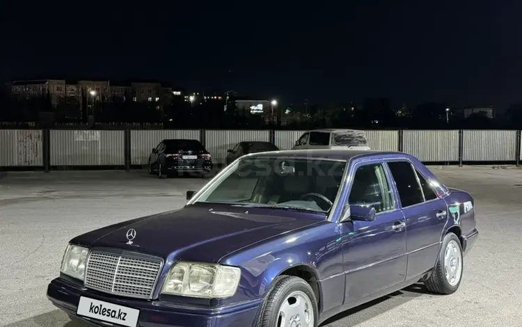 Mercedes-Benz E 320 1995 года за 3 100 000 тг. в Шымкент