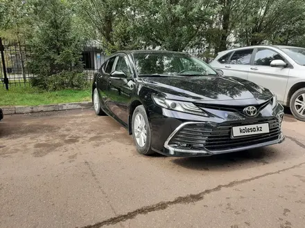 Toyota Camry 2021 года за 12 800 000 тг. в Астана – фото 8