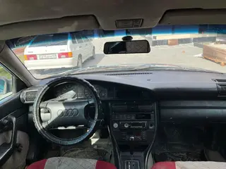 Audi 100