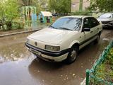 Volkswagen Passat 1990 года за 2 200 000 тг. в Астана