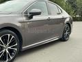 Toyota Camry 2019 года за 11 000 000 тг. в Атырау – фото 14