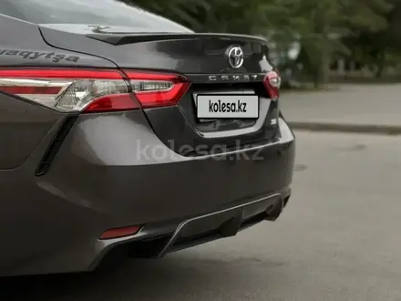 Toyota Camry 2019 года за 11 000 000 тг. в Атырау – фото 16