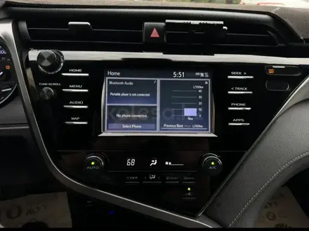 Toyota Camry 2019 года за 11 000 000 тг. в Атырау – фото 26