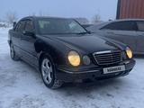 Mercedes-Benz E 240 1999 года за 3 800 000 тг. в Караганда – фото 2