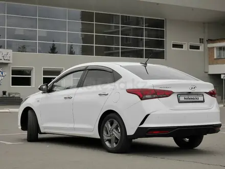 Hyundai Accent 2021 года за 8 990 000 тг. в Астана – фото 3