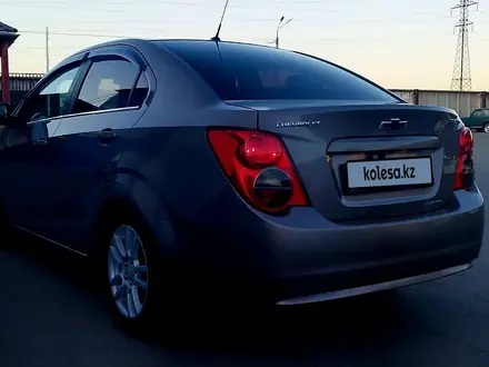 Chevrolet Aveo 2015 года за 4 100 000 тг. в Петропавловск – фото 3