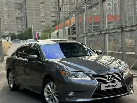 Lexus ES 300h 2013 года за 11 000 000 тг. в Алматы – фото 9