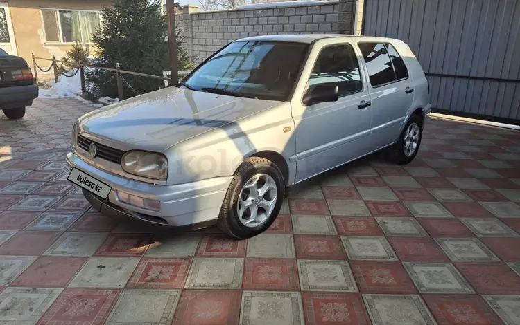 Volkswagen Golf 1997 годаfor2 650 000 тг. в Алматы