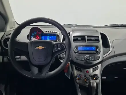 Chevrolet Aveo 2015 года за 3 490 000 тг. в Алматы – фото 13