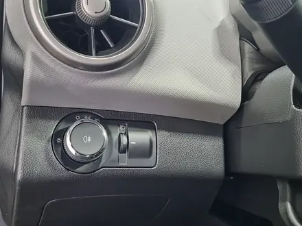 Chevrolet Aveo 2015 года за 3 490 000 тг. в Алматы – фото 19