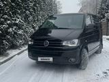 Volkswagen Multivan 2013 годаүшін18 500 000 тг. в Алматы – фото 2