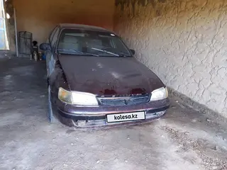 Toyota Carina E, 1992