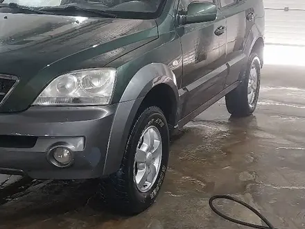 Kia Sorento 2004 года за 3 000 000 тг. в Жезказган – фото 2