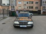 Mercedes-Benz E 320 1994 года за 2 500 000 тг. в Астана – фото 4
