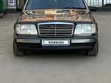 Mercedes-Benz E 320 1994 года за 2 500 000 тг. в Астана – фото 3