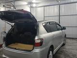 Toyota Ipsum 2006 года за 3 800 000 тг. в Атырау – фото 2