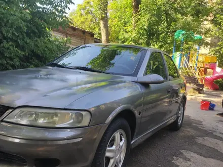 Opel Vectra 2001 года за 1 200 000 тг. в Шымкент – фото 10