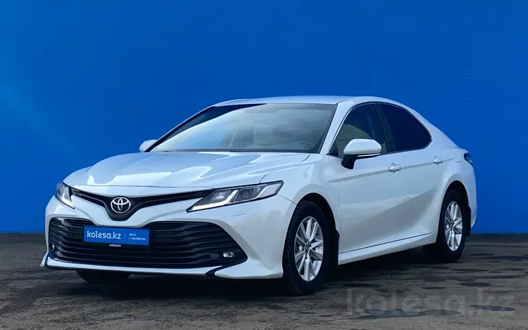Toyota Camry 2019 года за 13 620 000 тг. в Алматы