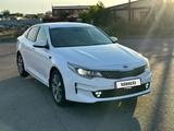 Kia Optima 2017 года за 7 700 000 тг. в Уральск – фото 2